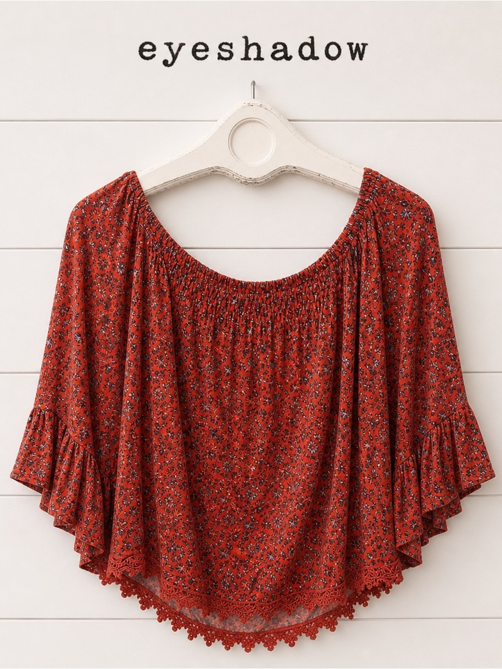 EYESHADOW – Bright red floral boho top, size L.